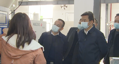 
胡昊调研督办企业发展情况