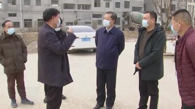 董波到梅川镇塔水桥村和镇中心福利院走访慰问