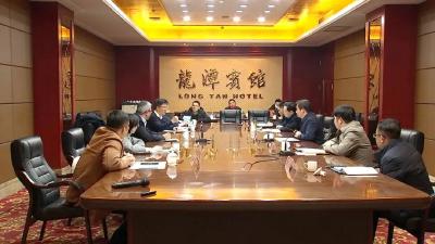 浙江金赋水 浙江联合资产等企业来我市考察洽谈合成革产业园项目