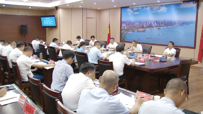 查俊主持召开项目建设推进会暨市长工作交办会