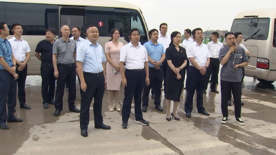 英山县党政代表团来我市考察交流