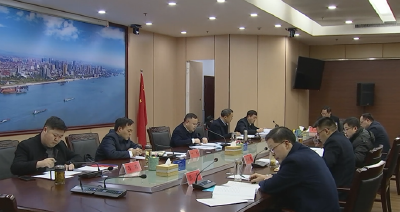 市政府党组召开2022年度民主生活会