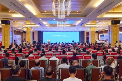 中国钙链产业三创三新发展大会在我市召开  