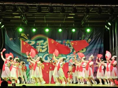 庆祝新中国成立75周年丨梅川镇、市博物馆、刘家巷社区、武山湖南门户举行庆国庆系列活动  