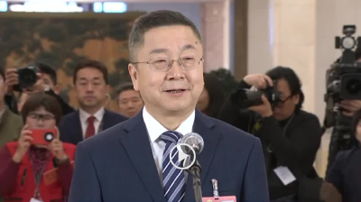 来自湖北的他，首个亮相代表通道！曾与总书记两次面对面