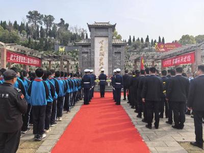 忠骨归厚土，英魂永不息——武穴市举行零散烈士墓迁移安葬仪式