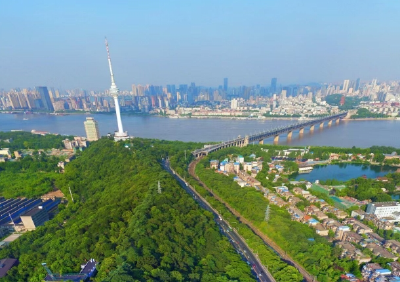 水岸织绿、山脊显形、天际塑韵，武汉“三线”勾勒城市“工笔画”