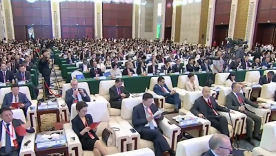 “十四五”非凡历程的实践与启示 | 从“后卫”到“前锋”的开放之路