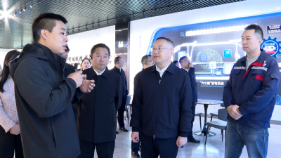 武穴市党政代表团赴英山县开展区域协作