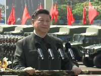 习近平检阅驻港部队现场