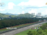 习近平检阅驻港部队现场