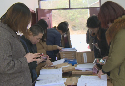 我县召开精准扶贫档案工作现场推进会