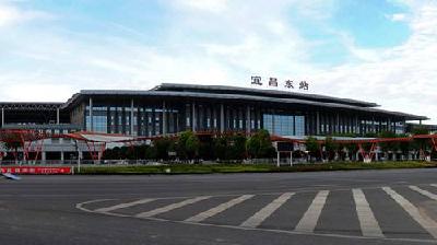 网络购买G、D、C字头车票   东站可刷身份证上车