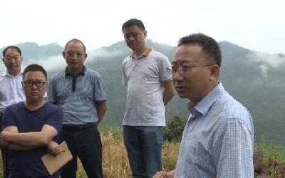 县长曹宏伟到高桥乡双堰村调研精准扶贫工作