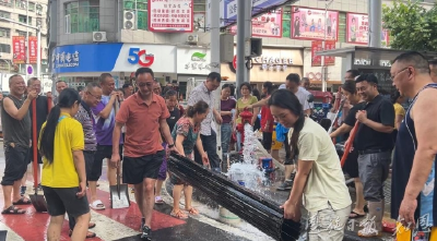 洪水退去，炊烟已起——咸丰县防汛救灾一线见闻