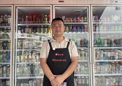 匿名游客转账千元 备注“兄弟好样的！” 武汉“先喝后付”事件现暖心循环