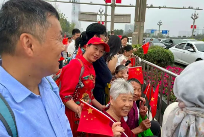 燃爆了！“今天的武汉比过年还热闹”