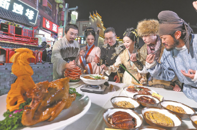 美食为媒 文旅唱戏 ！“超级文旅日”襄阳烹出全城“烟火气”
