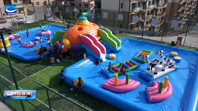 闲置场地变身儿童水上乐园 激活乡村振兴新动能