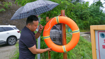 岳笋：戎装褪初心不改 返乡实干兴乡村