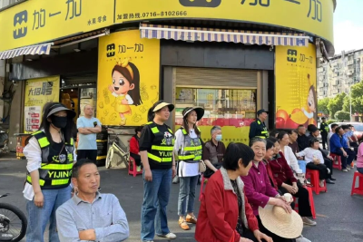 绿茵燃动烟火气，赛事带旺经济！楚超联赛点亮掇刀消费新活力