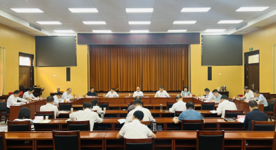 京山市委常委会开展中央八项规定精神学习教育专题研讨