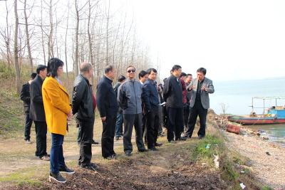 张野一行来我县调研兴隆库区蓄水影响情况 