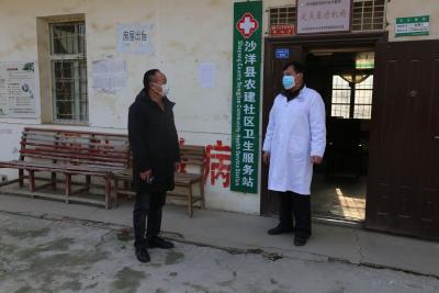 【让党旗飘扬在防疫一线】坚守，只因责任