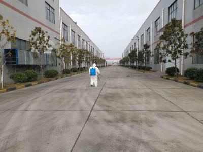 疫情防控不松劲 就业扶贫亮真招