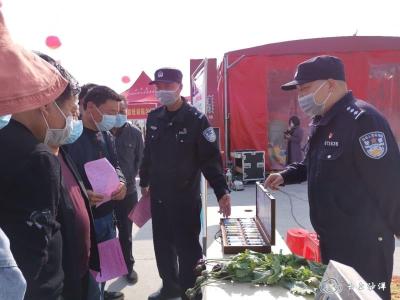 沙洋警方“立体化”开展禁种铲毒行动