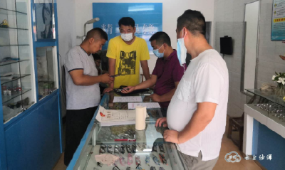 县市场监督管理局开展眼镜制配场所计量专项检查