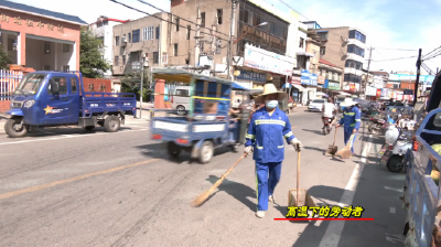 环卫工人：用汗水守护城市“颜值