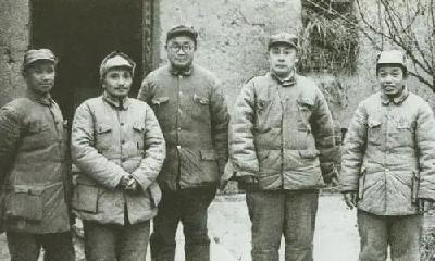 【党史知识】党是如何通过大规模干部调配支撑解放战争的？