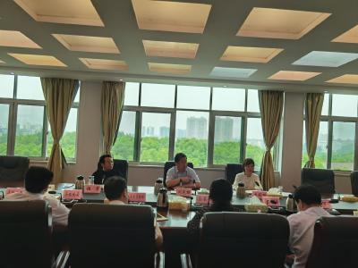 刘克雄主持召开县委外事工作委员会第三次会议