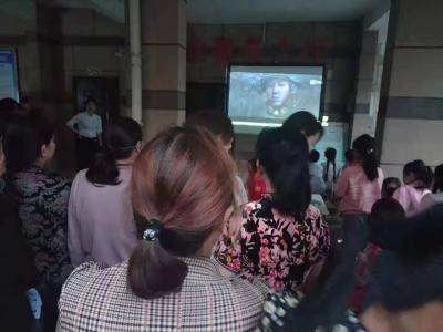 【学党史 践初心】沙洋县开源社区开展“庆祝建党百年、观看红色经典”电影播放活动