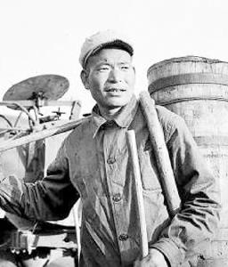 【党史故事】时传祥：宁愿一人脏 换来万家净