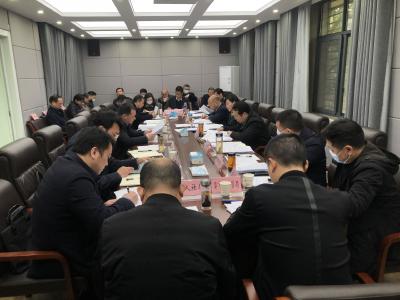 李莉丽在全县2022年1-2月经济运行调度会上强调 精准调度 狠抓落实 确保实现“开门红”