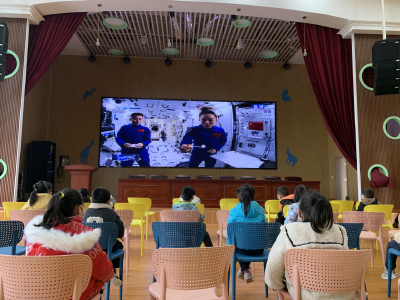 观天宫课，燃科学梦——滨江新区幼儿园观看天宫课堂活动纪实