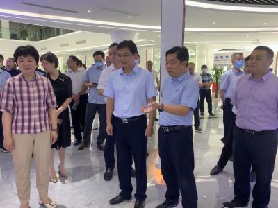 陈威率沙洋县党政代表团赴通城县考察学习