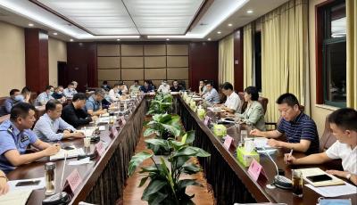 全县疫情防控专题调度会召开