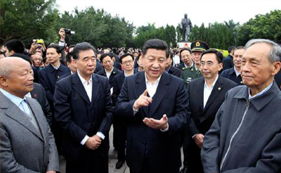 习近平点赞平凡英雄