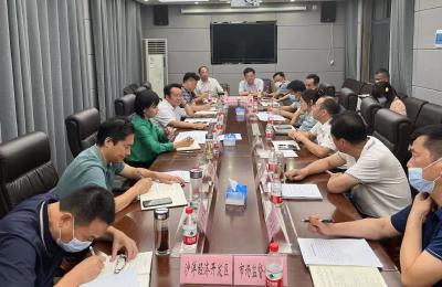 李莉丽主持召开湖北佳悦、佳品、腾雷公司项目建设协调会