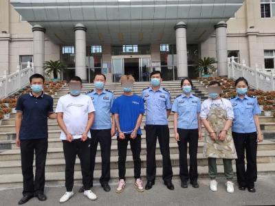 缴获5吨原材料及成品！沙洋警方打掉一生产、销售有害食品犯罪团伙     