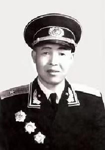 【党史故事】邓龙翔：戎马一生