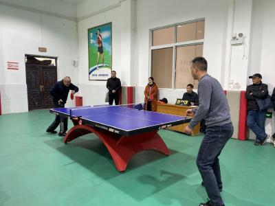 沙洋县举办中老年人乒乓球交流活动