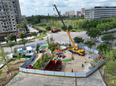 用汗水浇筑城市根基 致敬高温下的“钢筋”脊梁