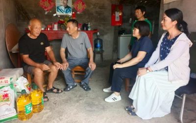 沙洋县关爱退役军人协会八一走访慰问困难退役军人