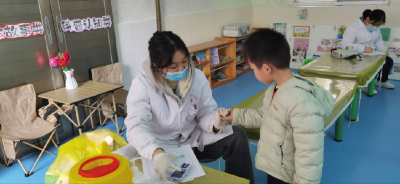 关爱幼苗    护航成长