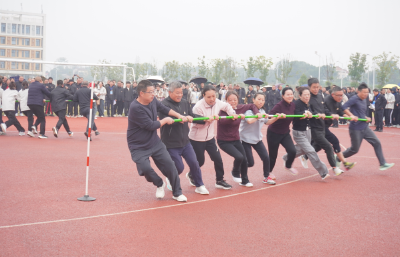 趣味赛场展风采 沙洋教职工运动会火热开赛