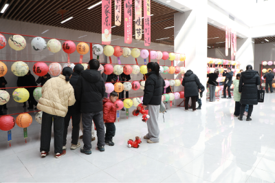 灯谜竞猜添趣味 文化传承乐元宵